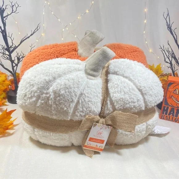 NEW Rachel Ashwell Pumpkin Sherpa Pillow Set of 3 Farmhouse Halloween Fall Decor